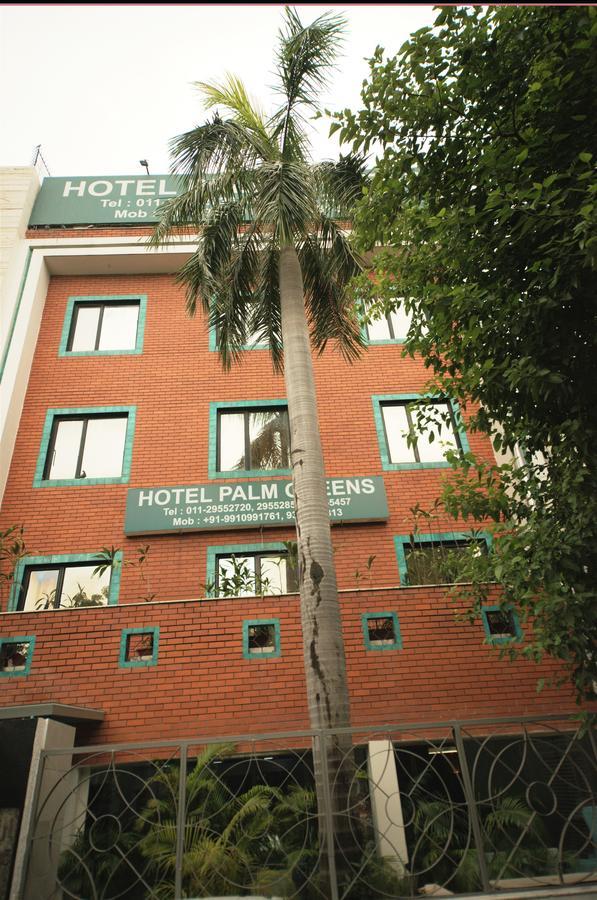 Hotel Palm Greens New Delhi Buitenkant foto